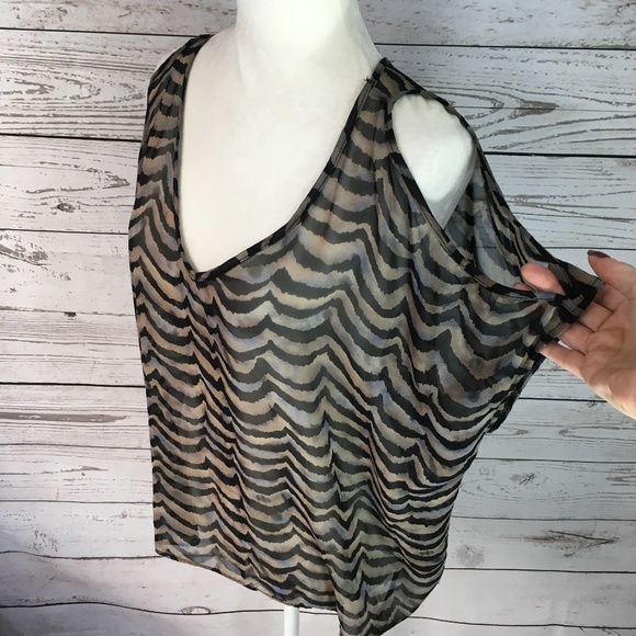 Robin K. Heritage Tops - 😎 Cold shoulder sheer animal stripe oversize top